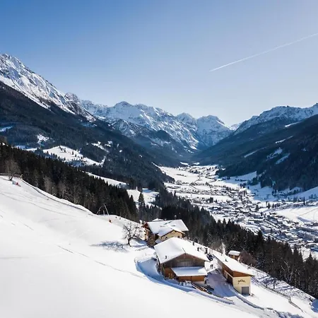 Moenchsberghof Farm stay